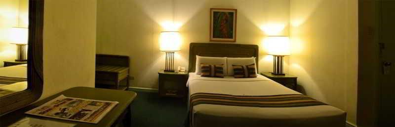 Villa Margarita Hotel Davao Zewnętrze zdjęcie